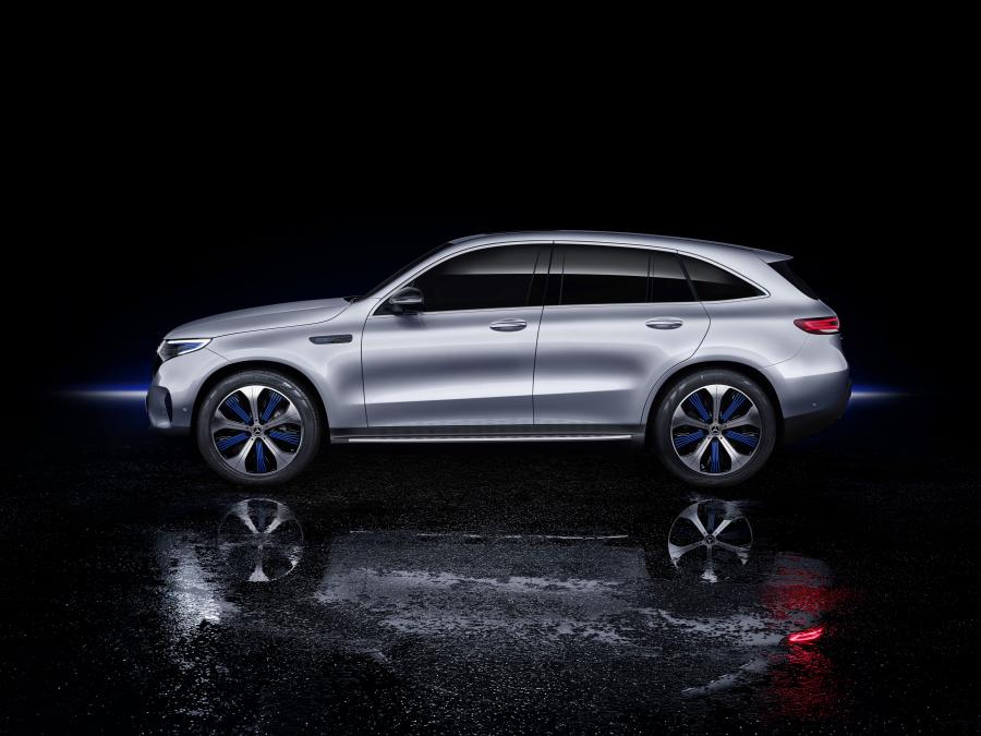  Mercedes-Benz EQC400 4Matic (N293) 2019 года  (WW) (фото 6 из 202)